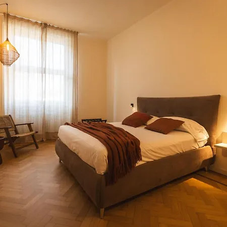 Giselda Oval - Smart Turín