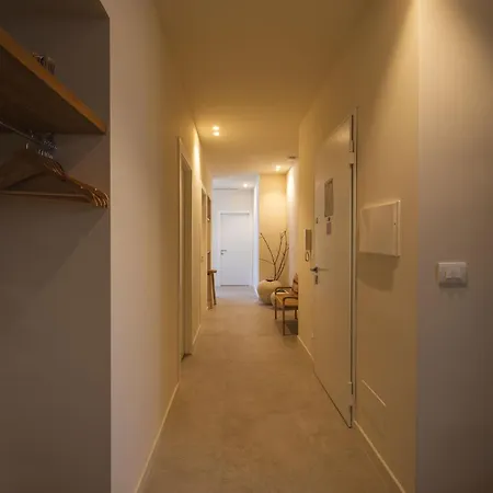 Giselda Oval - Smart * Turín