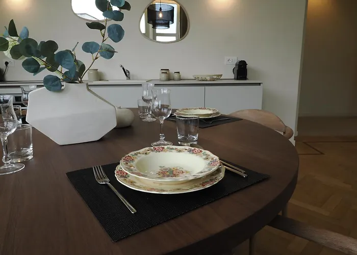 Giselda Oval - Smart *