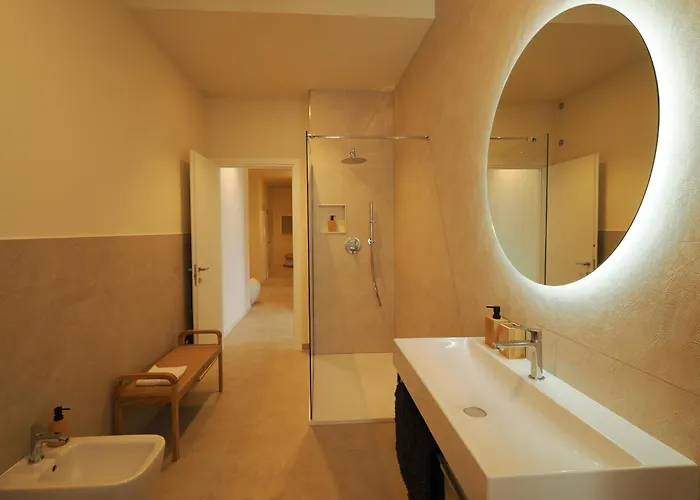 Giselda Oval - Smart * Turín