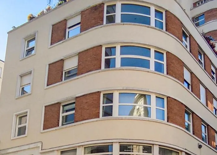 Giselda Oval - Smart *