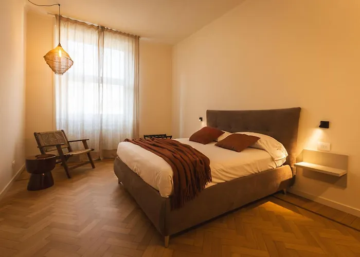 Giselda Oval - Smart Turín