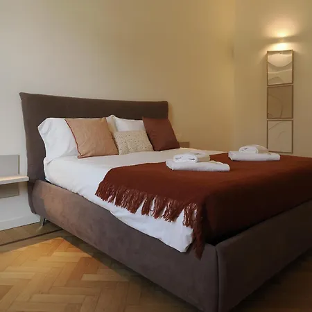 Giselda - Oval Apartment *